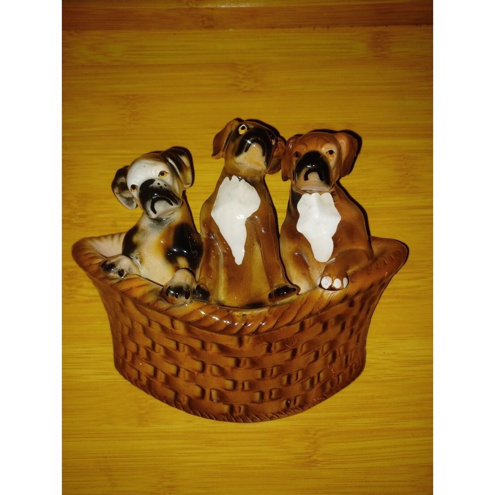 Enesco Marilyn Exclusive #5C65 Boxer Puppies Basket Ceramic Wall Plaque 6" x 6" - Picture 2 of 6